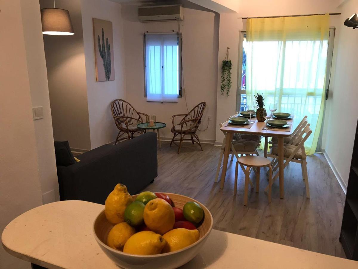 Cactus 2 Bedroom Apartment On Calle San Miguel Minutes From The Beach By Namaste Elite ตอร์เรโมลิโนส ภายนอก รูปภาพ